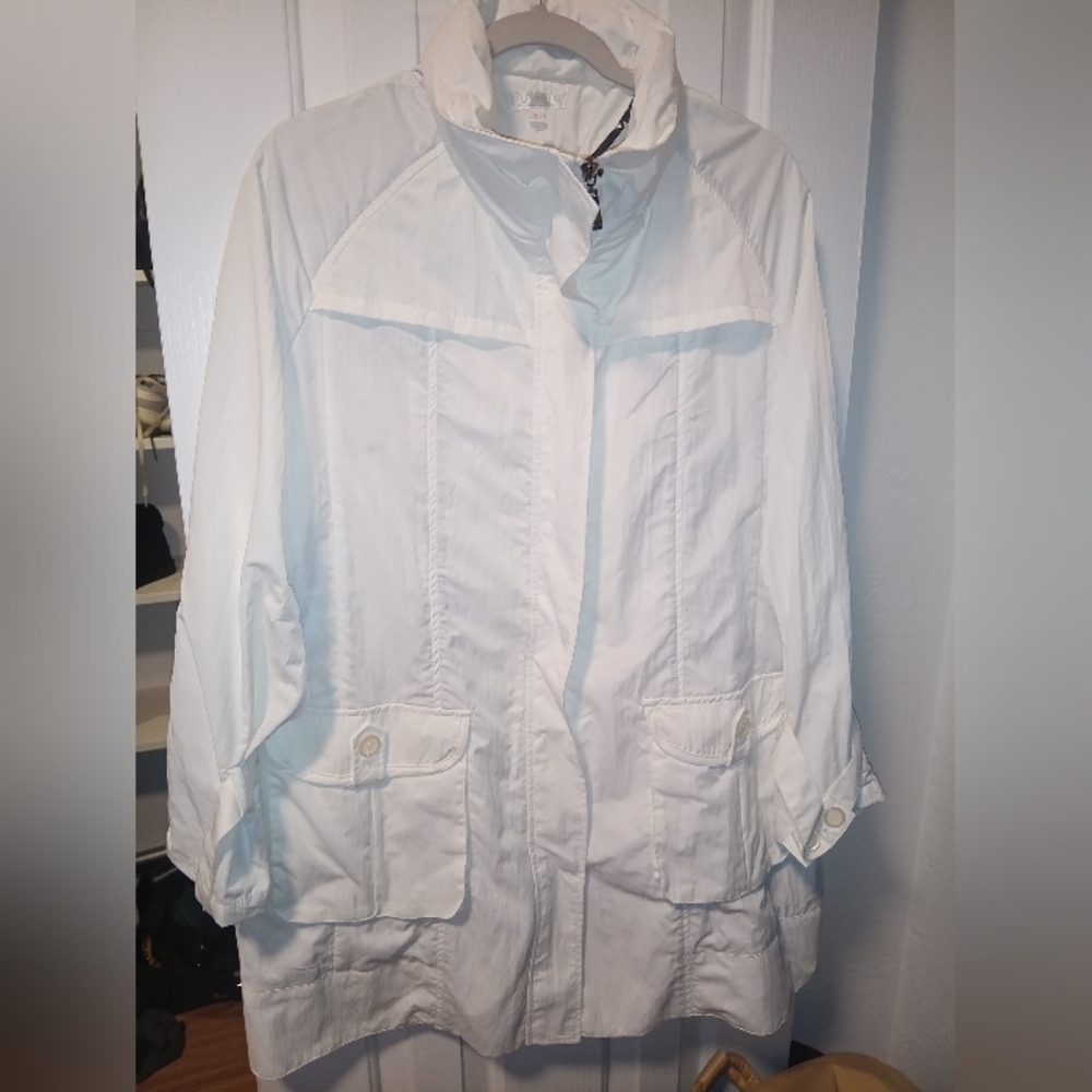 UBU White Water-Repellent Packable Raincoat/Jacket -With Hood Zip Style - XL - Picture 14 of 15